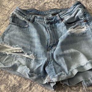 American Eagle Outfitters Women's Ripped Light Blue Mom Jean Shorts size 10
